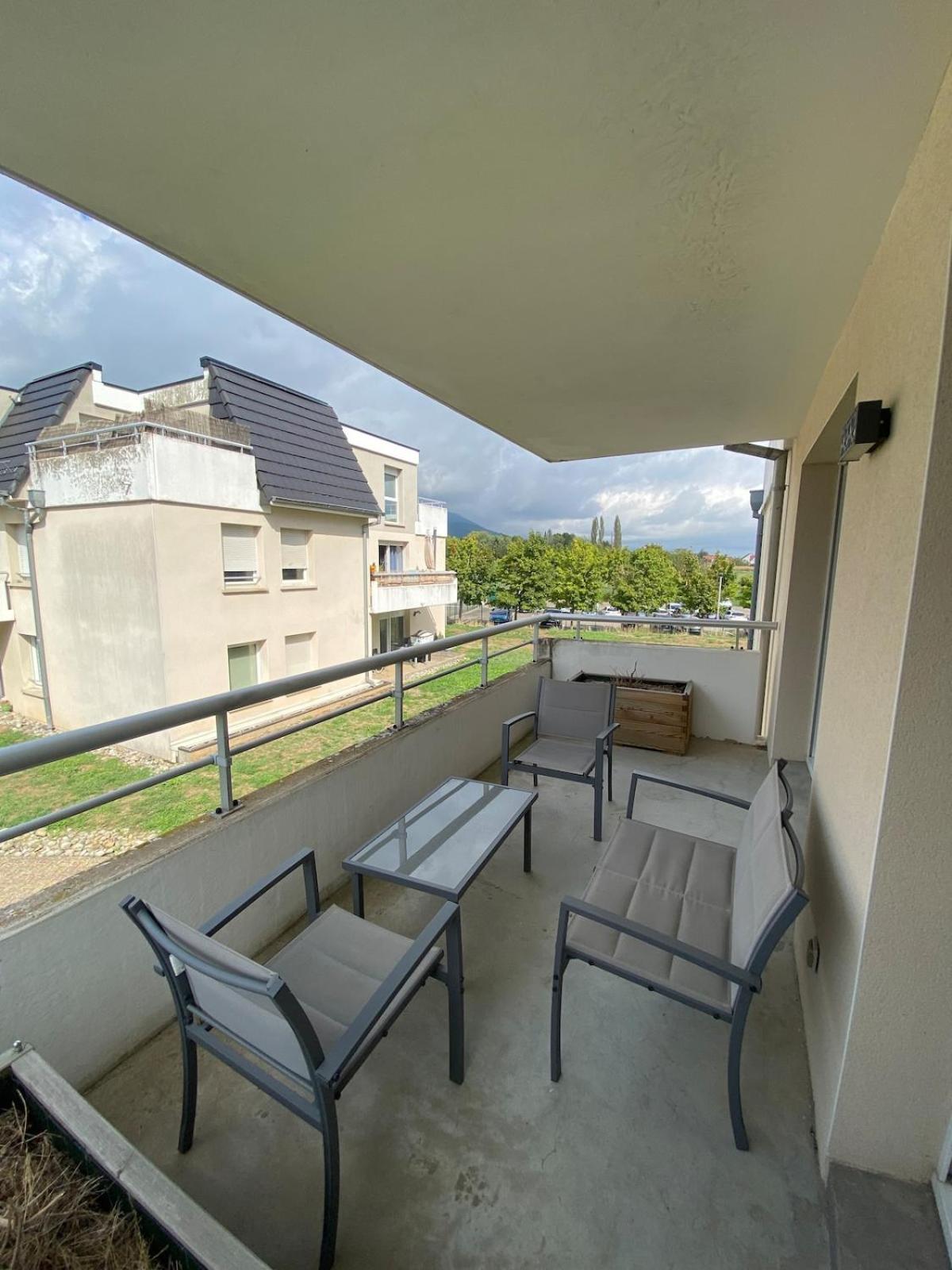 U1 Chaleureux Appartement Avec Balcon A Uffholtz Kültér fotó